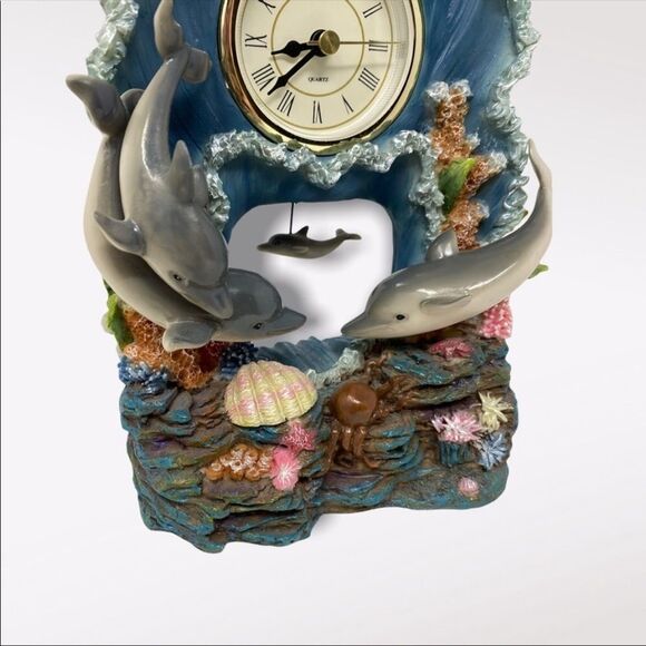 VINTAGE | Ocean Themed Clock - Picture 2 of 9